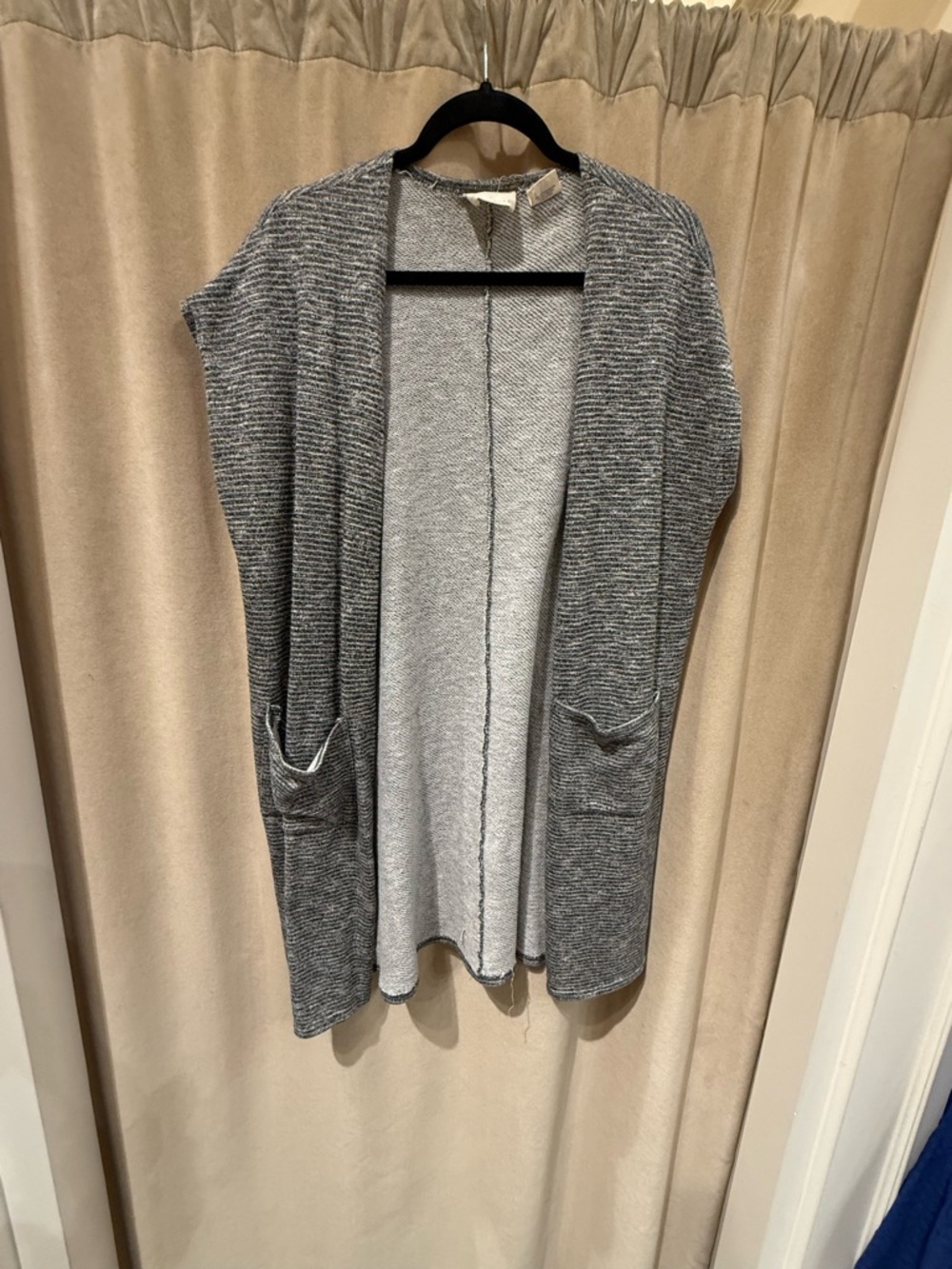 Lightweight Ribbed Open Cardigan in Heather Gray